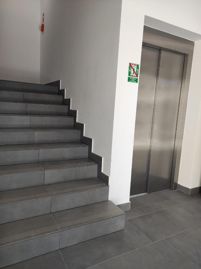 Apartament Matejki 17 - Insel Apartamenty シフィノウイシチェ エクステリア 写真